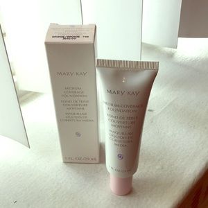 Medium-Coverage Foundation